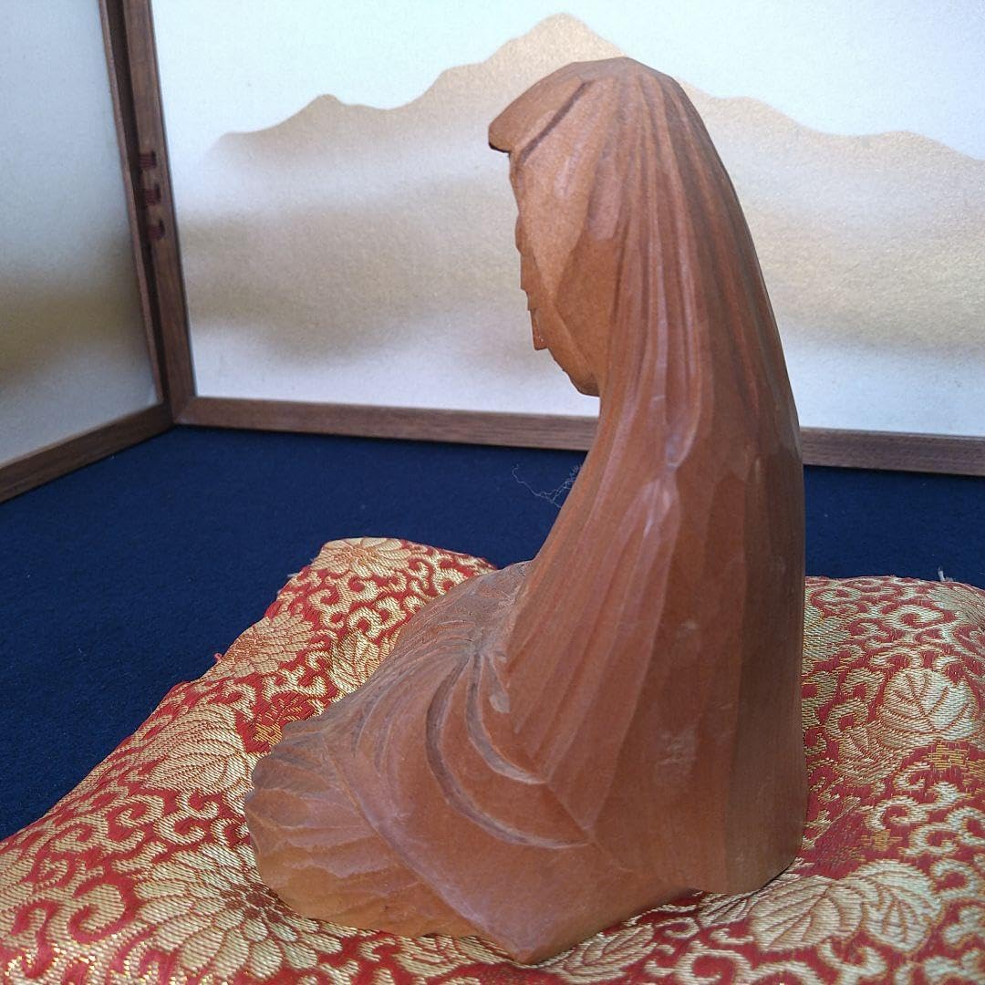 Amazon.co.jp: AC94 得地秀生作 白衣観音菩薩 木彫 共箱 共布 略歴付